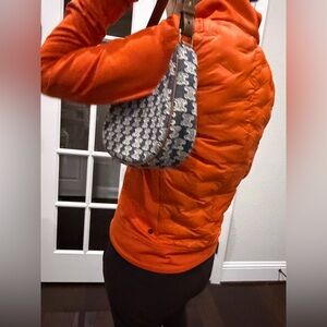 Stylish Blue and White Shoulder Bag